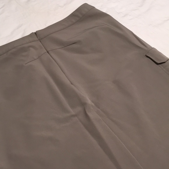 R.E.I. Brand Hiking Skirt - Picture 4 of 7